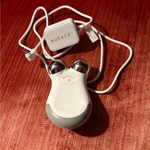 NuFace Mini Microcurrent Facial Toning Device